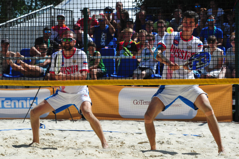 Nikita Burmakin at the World's Competition in Beach Tennis.  Credit: sport-express.ru