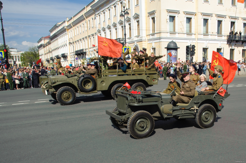 May 9, 2016. US-made Lend-Lease vehicles join the parade. Credit: panevin.ru