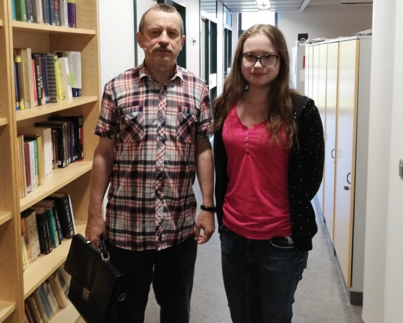 Constantin Simovski and Kseniia Lezhennikova at Aalto University (Finland). Photo courtesy of the researchers