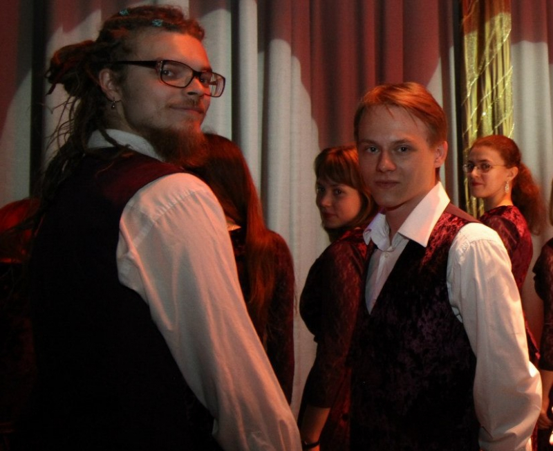 Alexander Berestennikov (right) at a performance of the Polytechnic University's choir. Photo courtesy of subject.