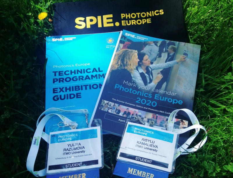 Автор статьи Айсылу Камалиева на флаере-анонсе конференции SPIE Photonics Europe