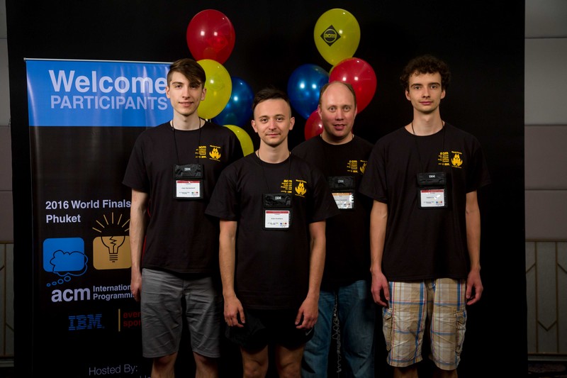 Cheering For Itmo University Team At Acm Icpc World Championships