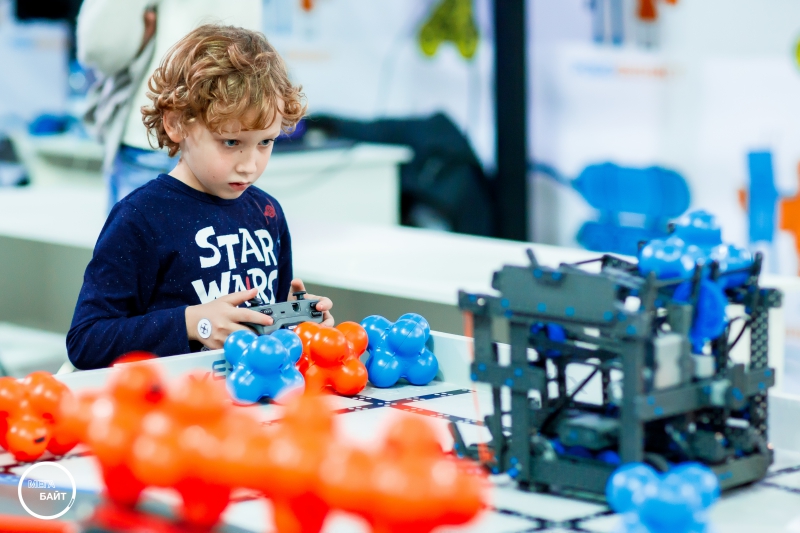 teaching kids robotics