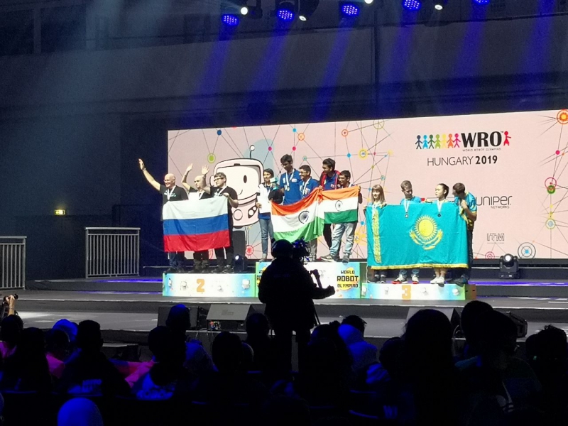 ITMO's Wins Silver at World Robot Olympiad